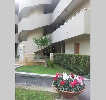 Sanremo Studio Lägenhet Santo Stefano al Mare